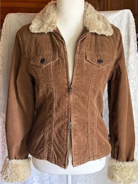 Vintage Y2K Abercrombie & Finch Tan Corduroy Faux Fur Lined Coat Medium